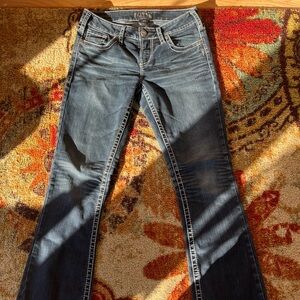 Adorable Rodeo worthy jeans barely worn like new